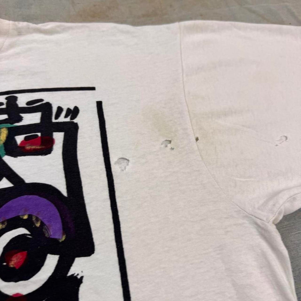 Vintage 90s abstract art graphic tee