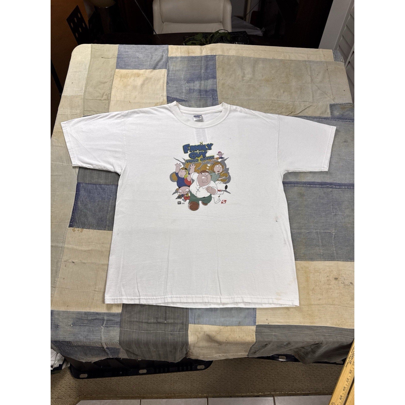 Family Guy Vintage 2000s Video Game Graphic T Shirt White Gildan XL Heavyweight