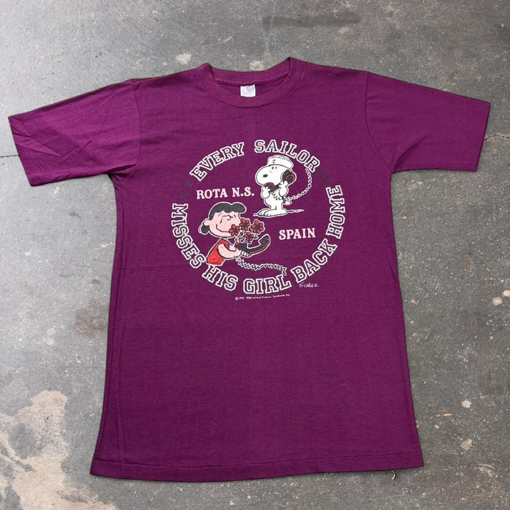 1970’s True Vintage Peanuts Snoopy and Lucy graphic tee Size Large