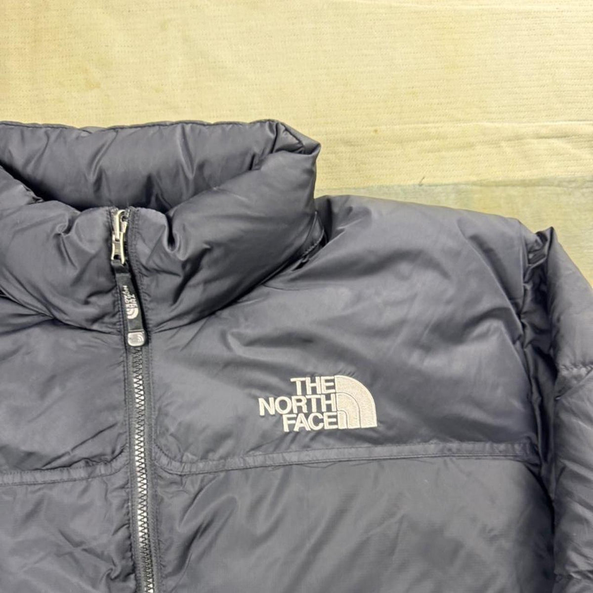 2000s The North Face Nuptse 700 Black Down Puffer Jacket | XL