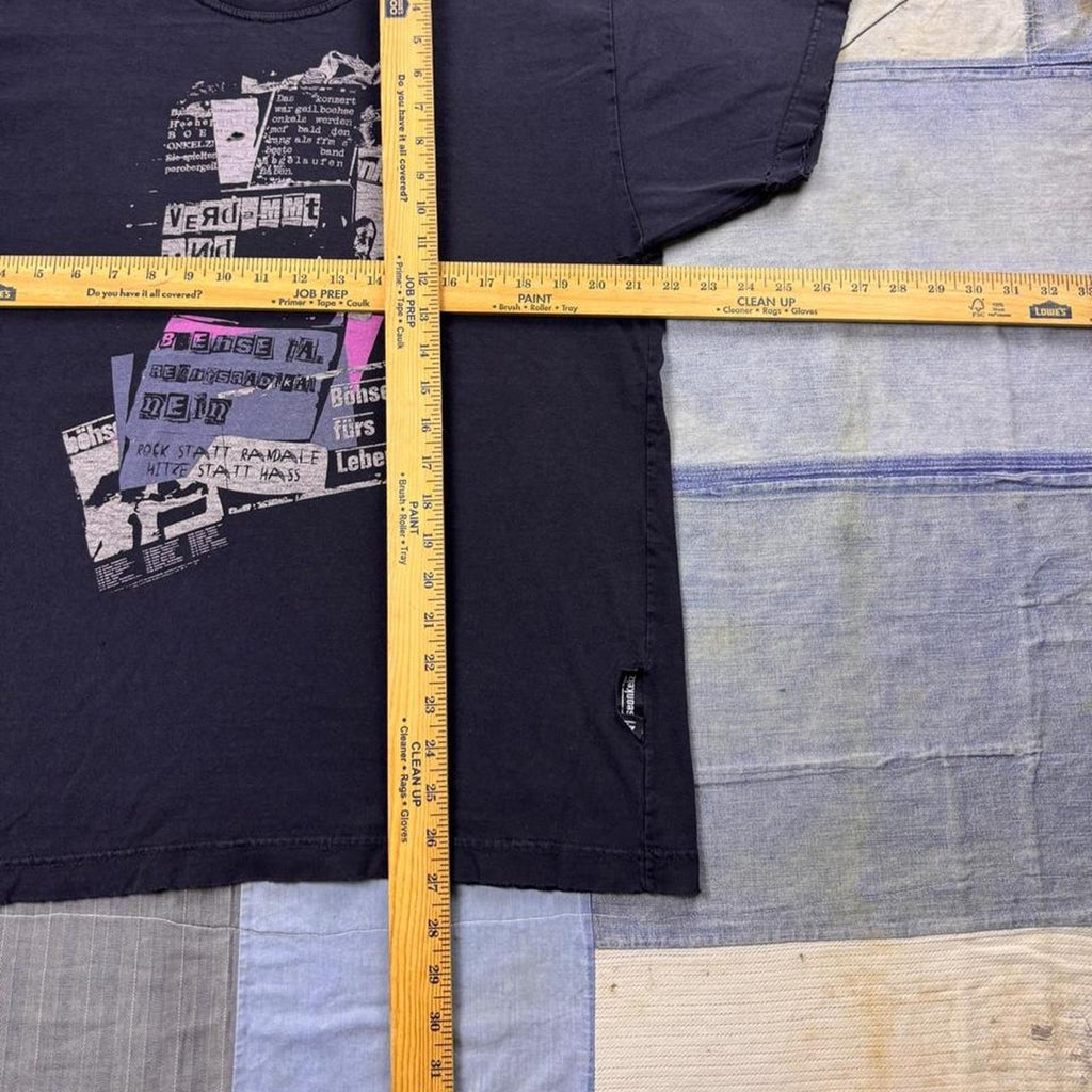 2000s Böhse Onkelz German Rock Band Graphic Tee | Large