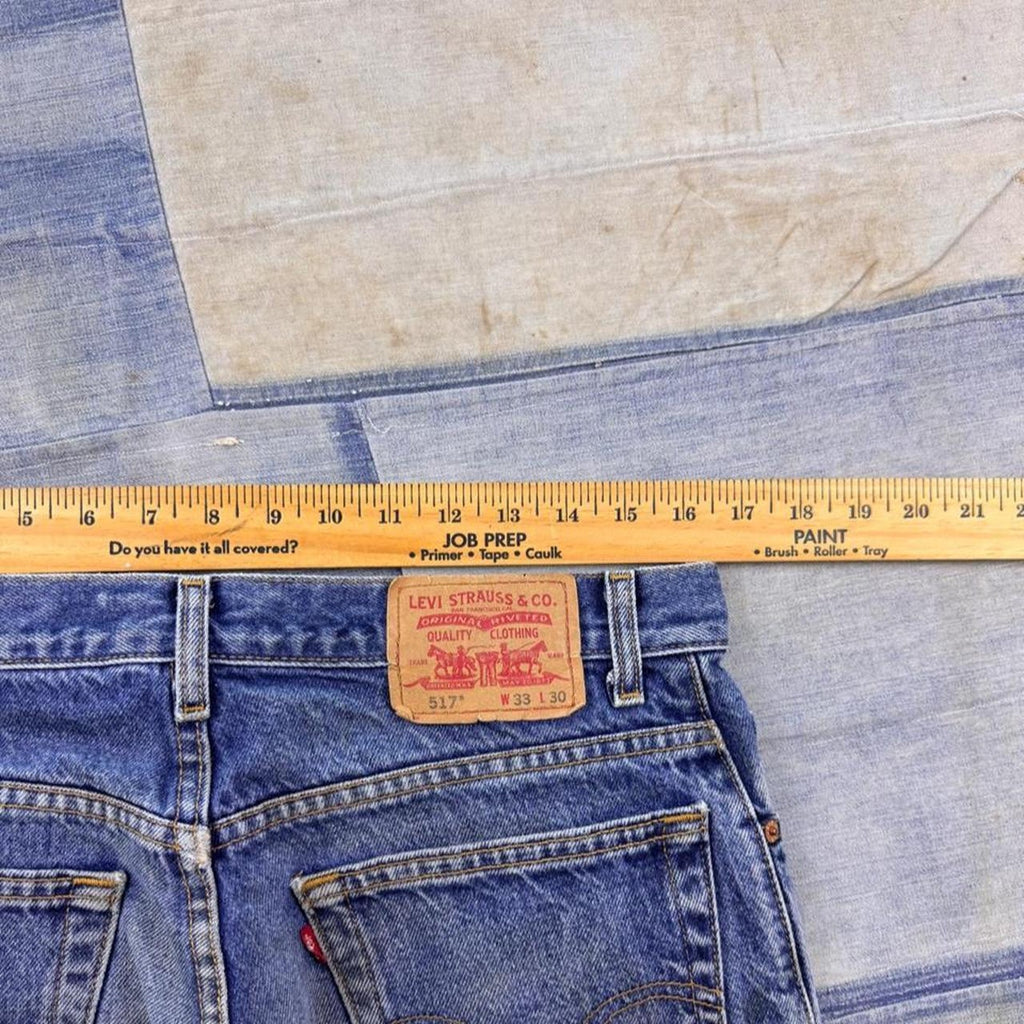 2000s Levi's 517 Bootcut Faded Blue Jeans | Size 33 x 29.5