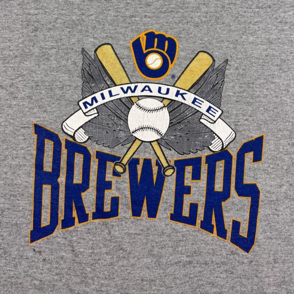 1990s Milwaukee Brewers Logo 7 Baseball Graphic Tee | Medium