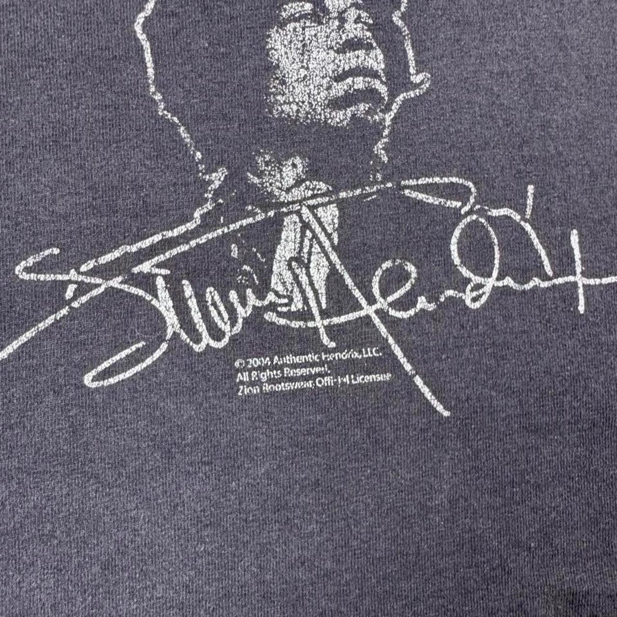 2004 Jimi Hendrix Portrait Signature Music Graphic Tee Fruit of the Loom | Large