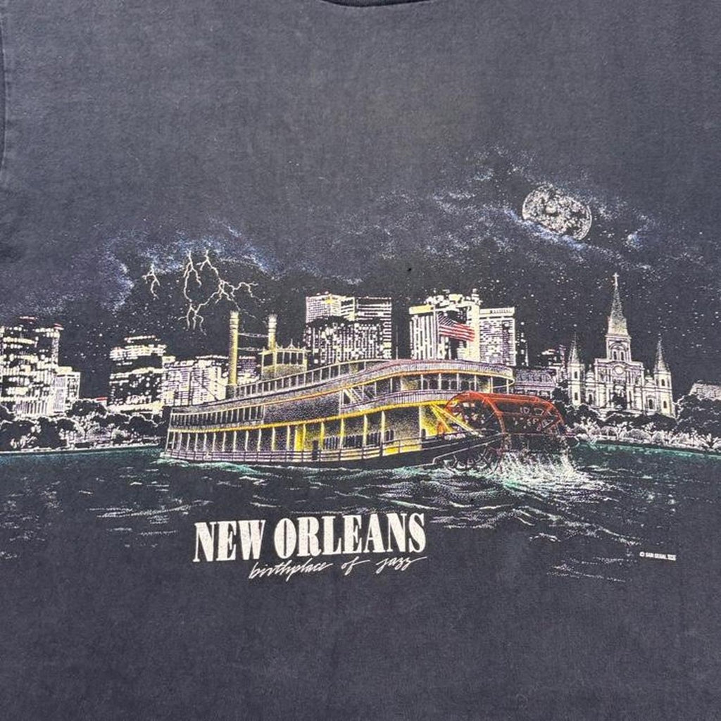 1990s New Orleans Riverboat Wraparound Graphic Tee | XL