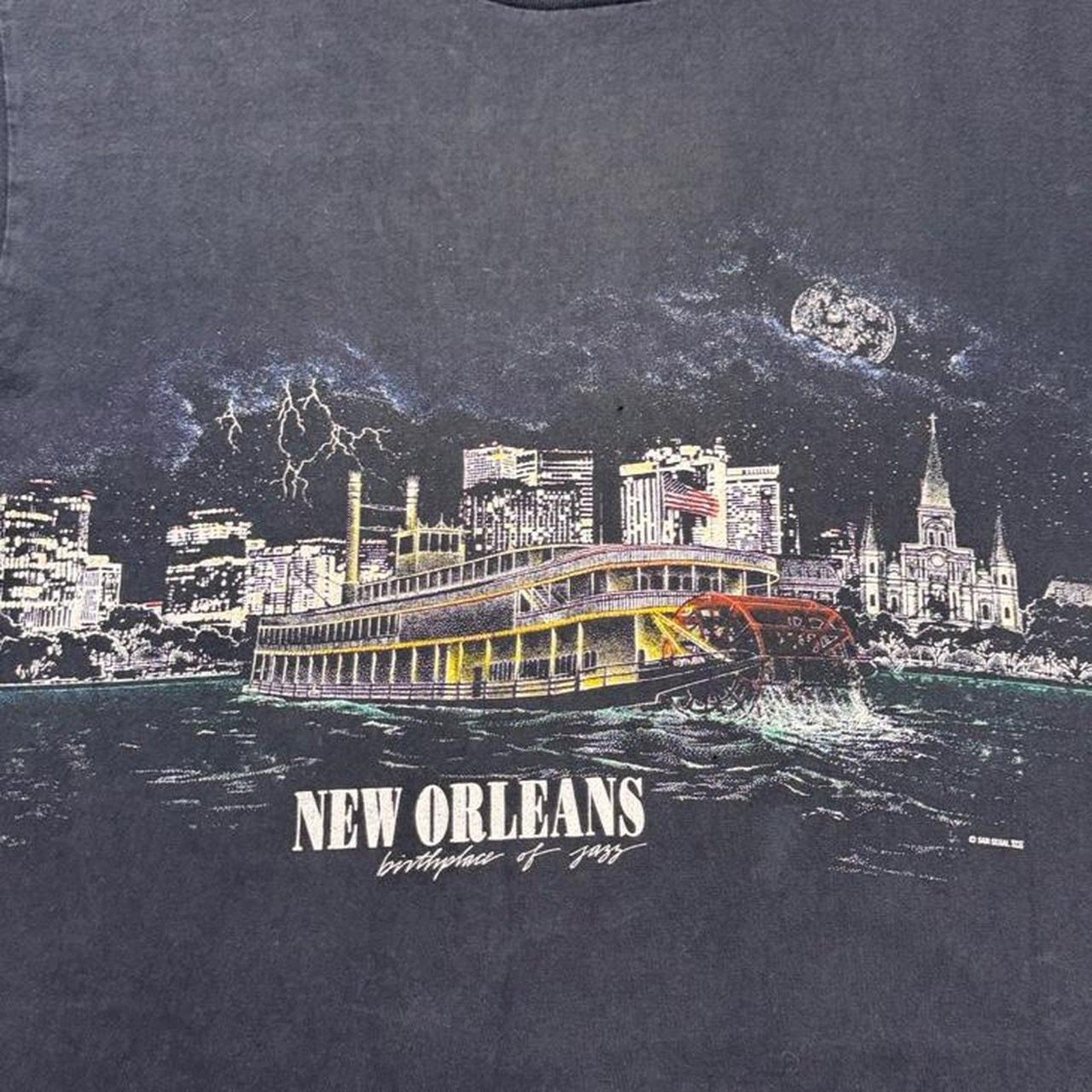 1990s New Orleans Riverboat Wraparound Graphic Tee | XL