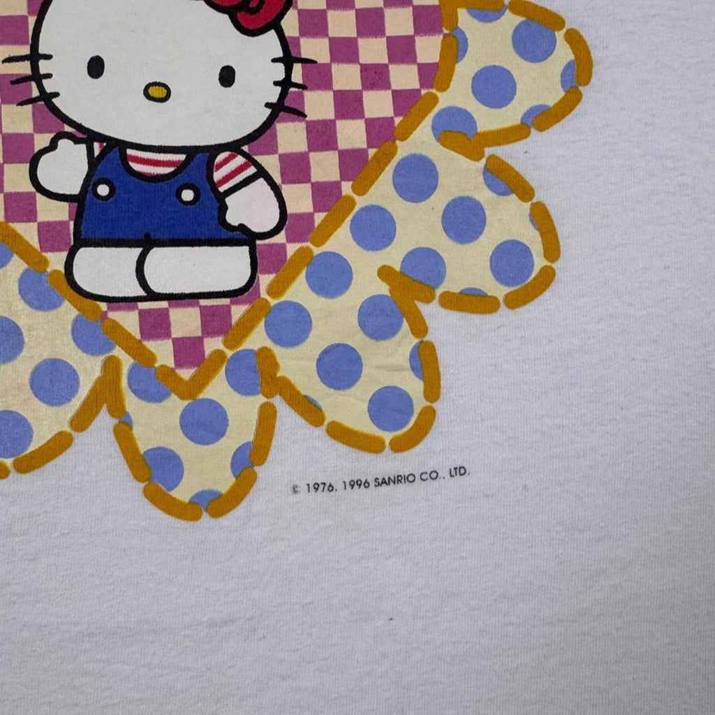 1996 Hello Kitty Sanrio Heart Graphic Tee | XL