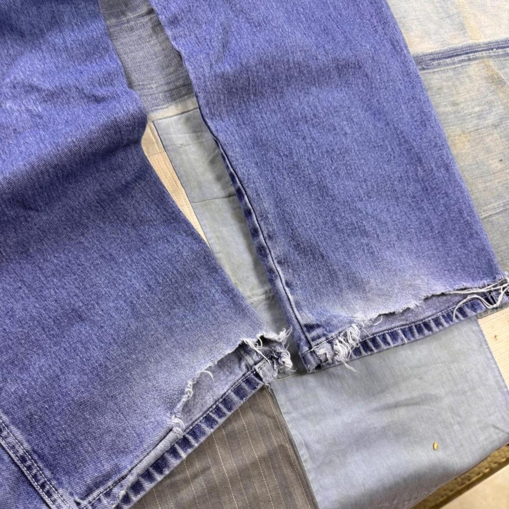 2000s Fun Embroidered Baggy Cargo Jeans | 28x30