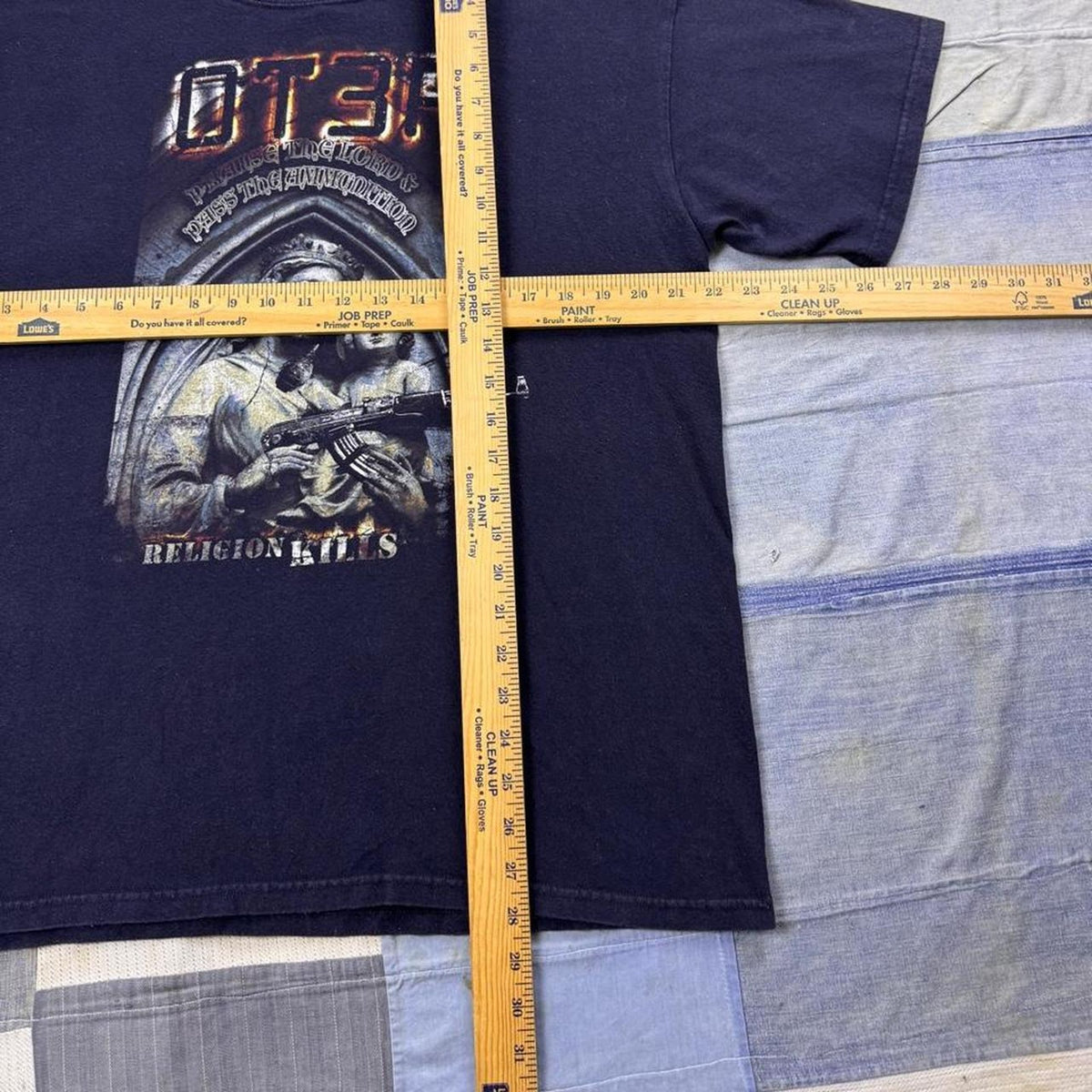 2000s DTR “Religion Kills” Virgin Mary Gun Graphic Tee | XL