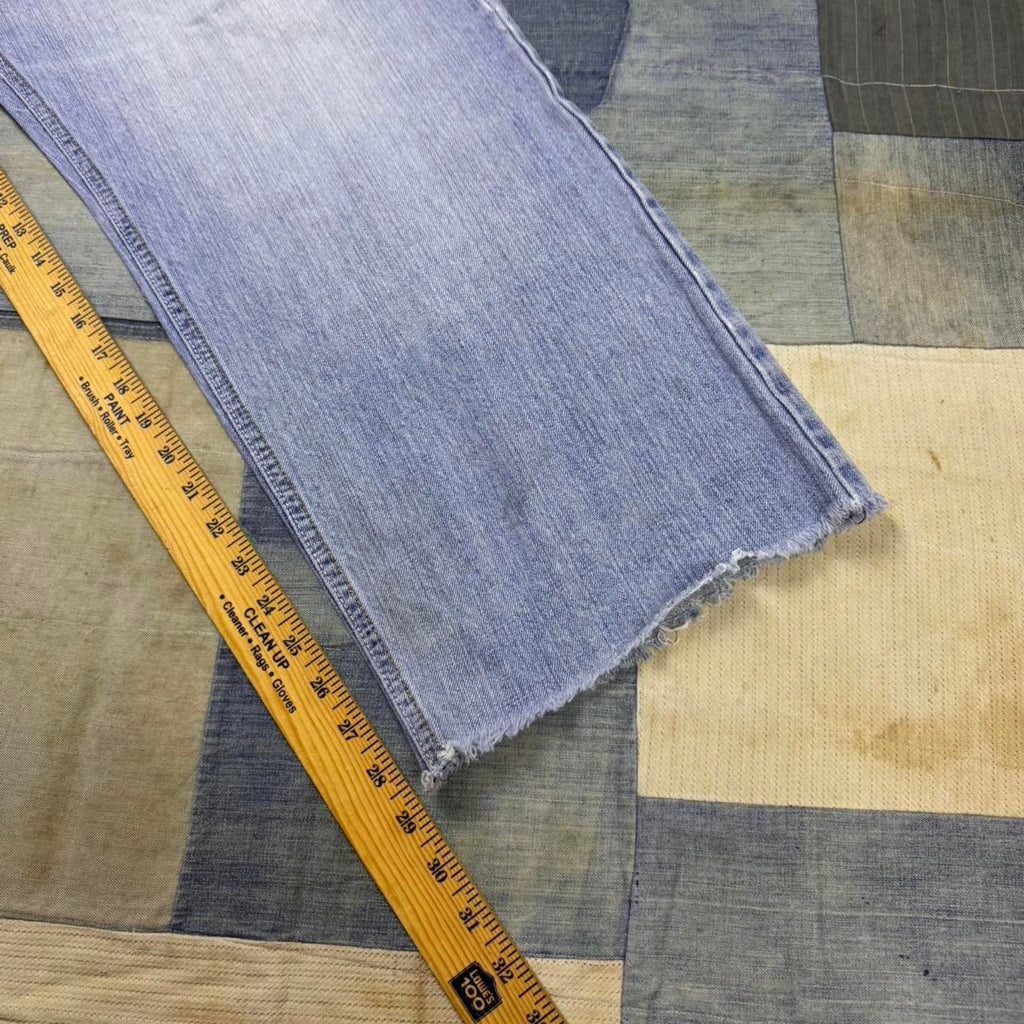2000s Ecko Unltd light wash baggy jeans | 37 x 28