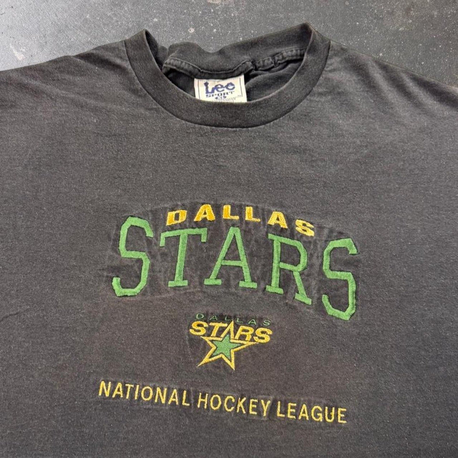 1990s Dallas Stars Embroidered NHL Tee | XL