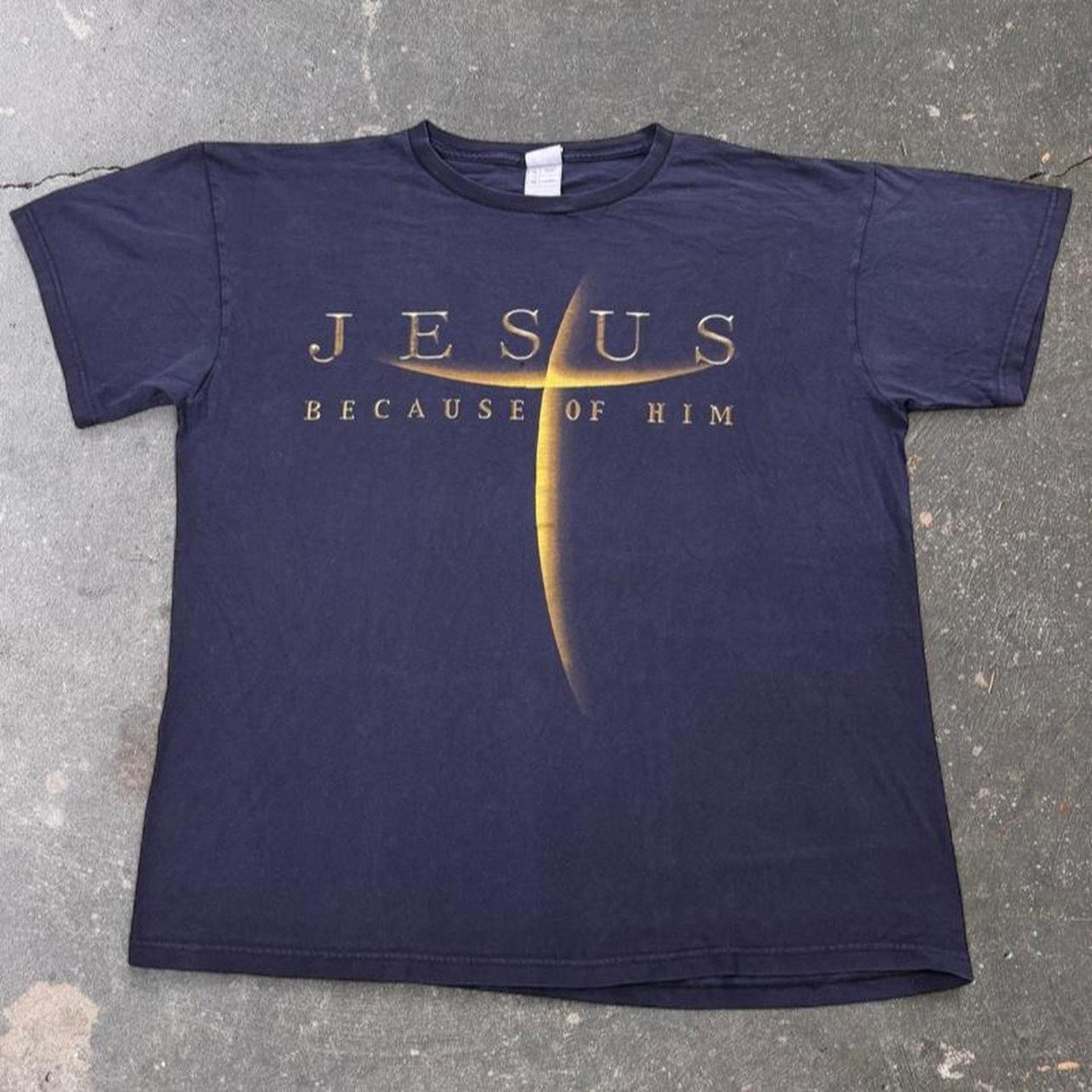 2000s Jesus “Because of Him” Christian Cross Tee | XL