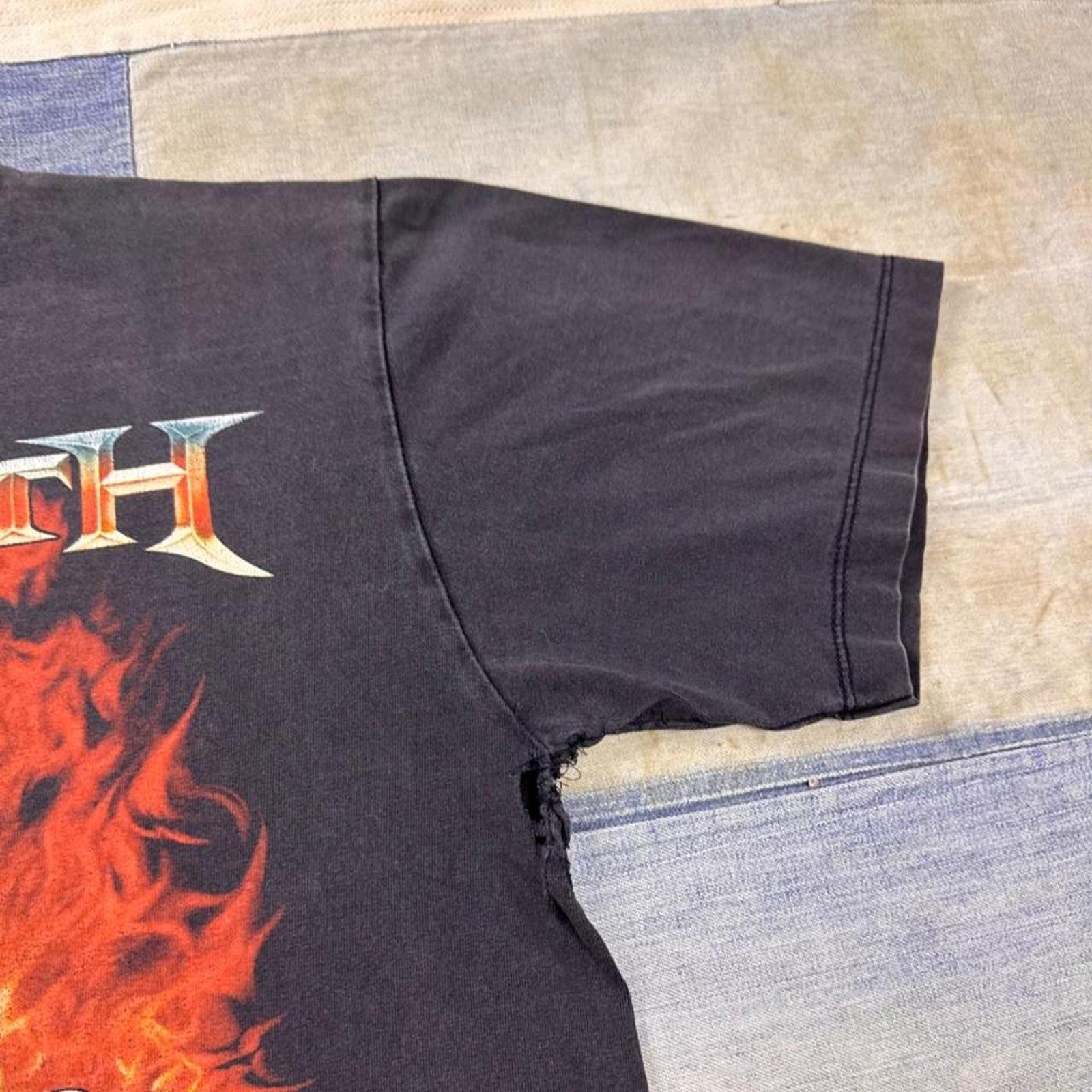 2000s Megadeth Vic Rattlehead Nuclear Missile Band Tee | Medium