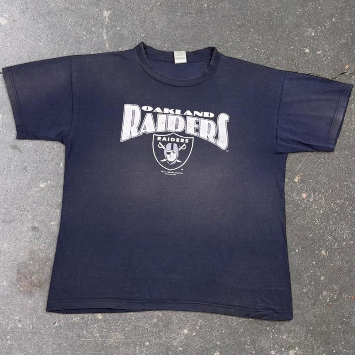 1996 Oakland Raiders Nutmeg Mills Logo Tee | Large