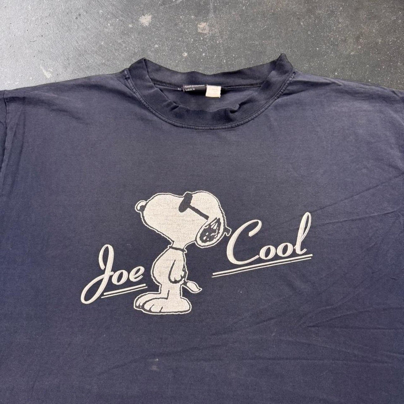 1990s Peanuts Snoopy Joe Cool Distressed Tee | XL