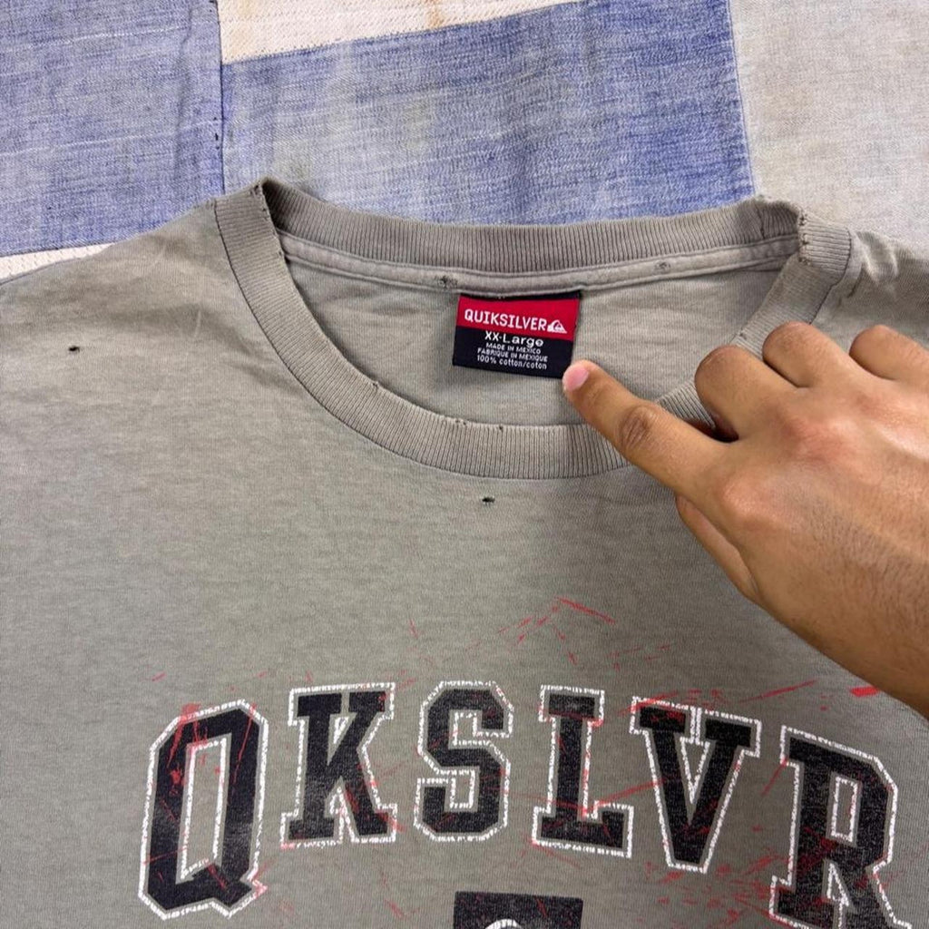 2000s Quiksilver Distressed Surf Skate Graphic Tee | XXL