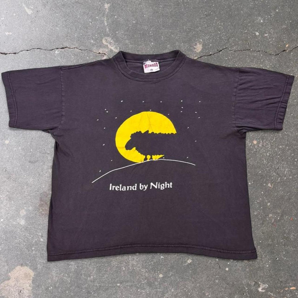 1990s Ireland by Night Sheep Moon Graphic Tee | Medium