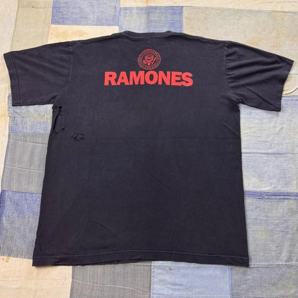 2000s Ramones Presidential Seal Distressed Band Tee | XL