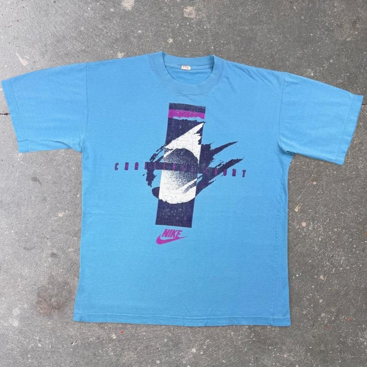 1990s Nike Challenge Court Abstract Graphic Tee | Large