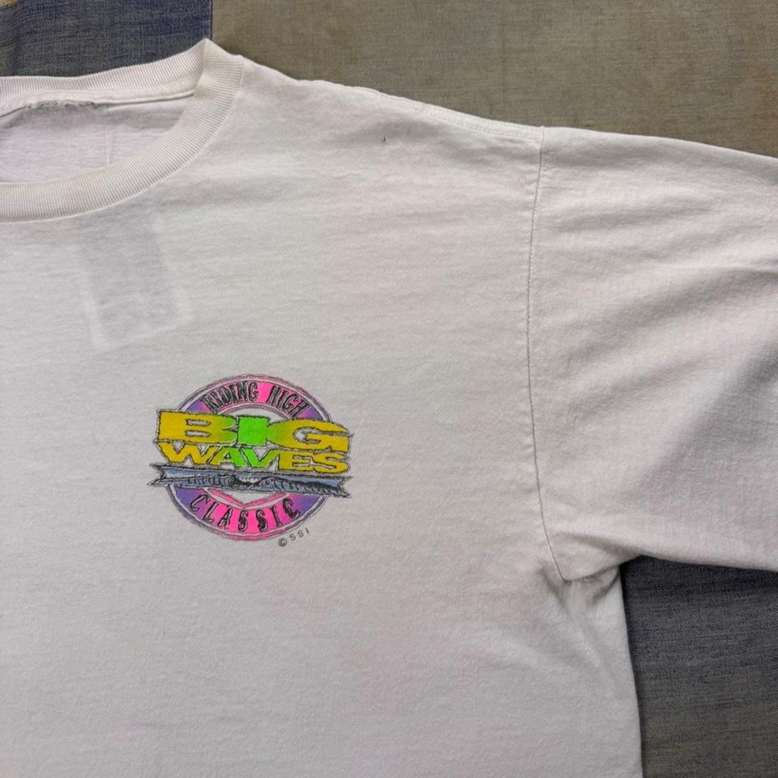 1990s Big Waves Riding High Classic Surf Tee | XL