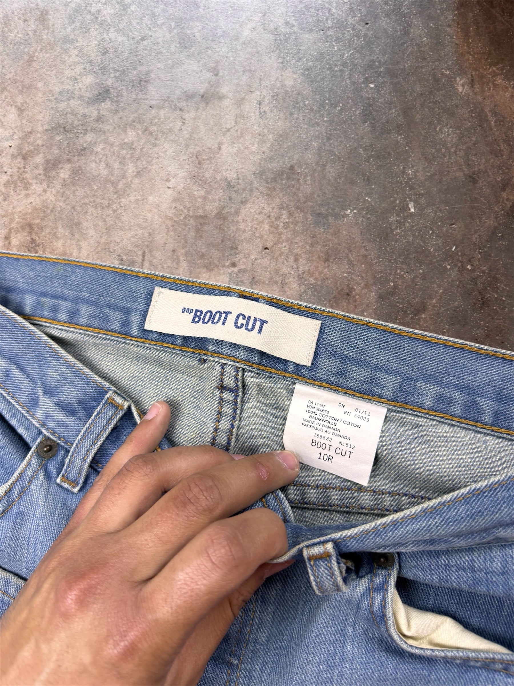 2000s Gap Boot Cut Flared Blue Jeans | 33x29.5