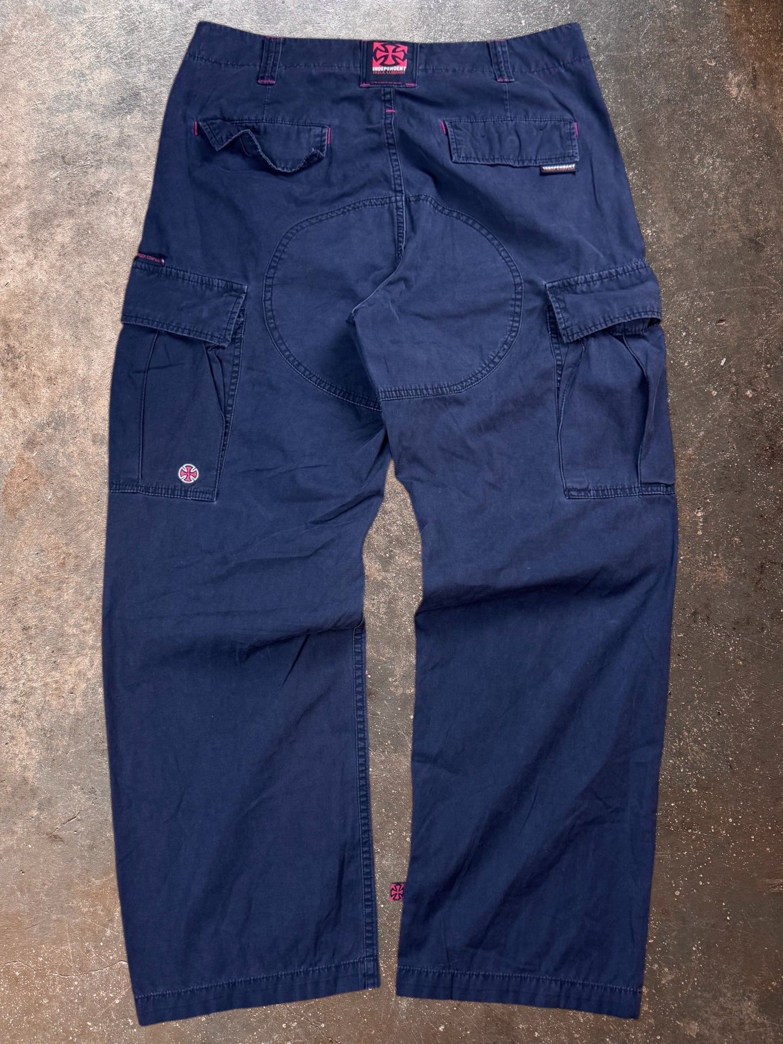 2000s Independent Trucks Black Cargo Pants | 34x29