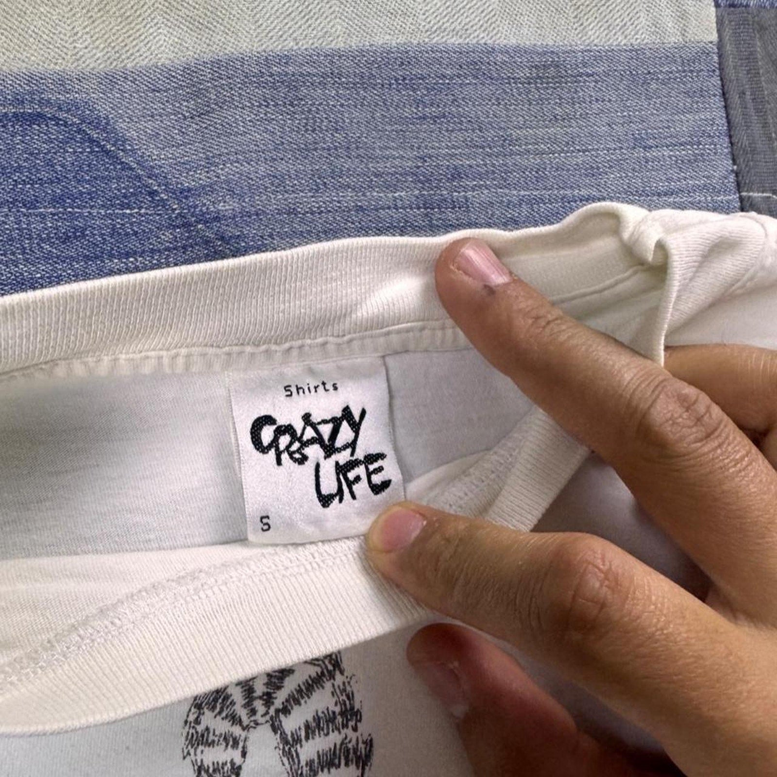 1990s Crazy Shirts Crazy Life Three Cats Double-Sided Tee | Small