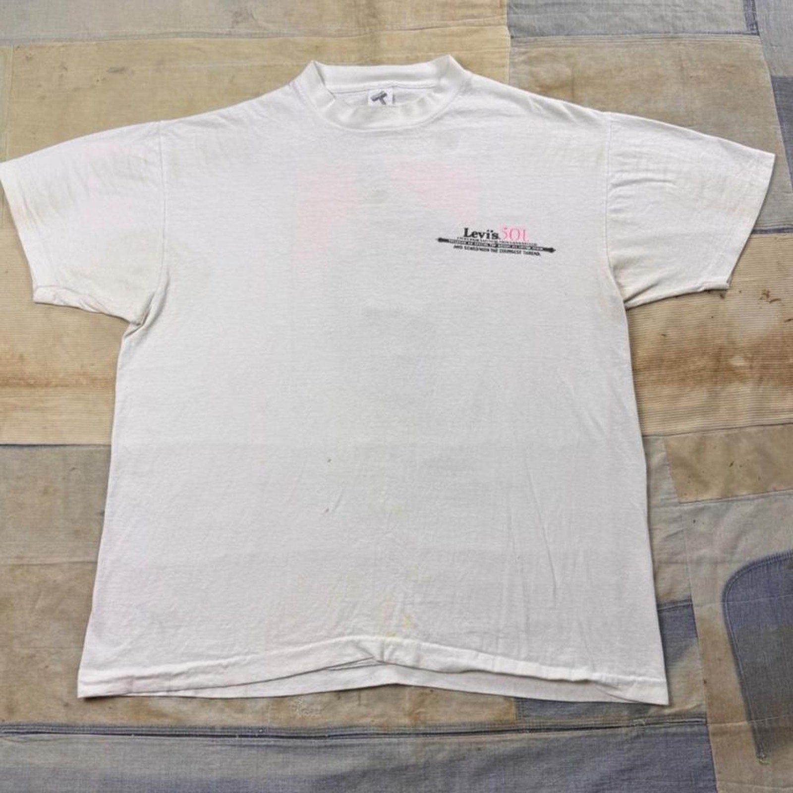 1990 Levi’s 501 Shrink-to-Fit Big Man Graphic Tee | Large