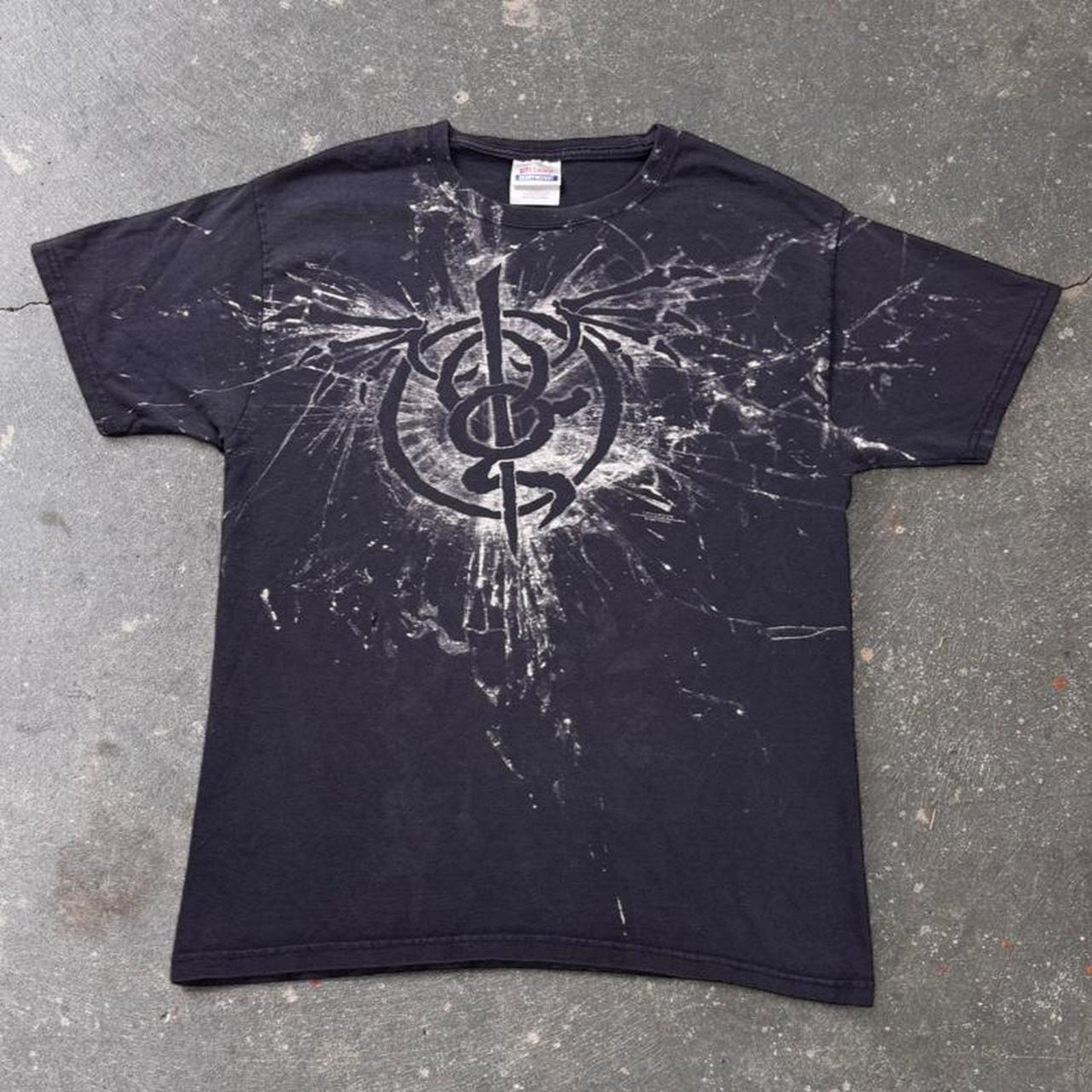 2000s Lamb of God Shattered Glass All Over Print Tee | Medium