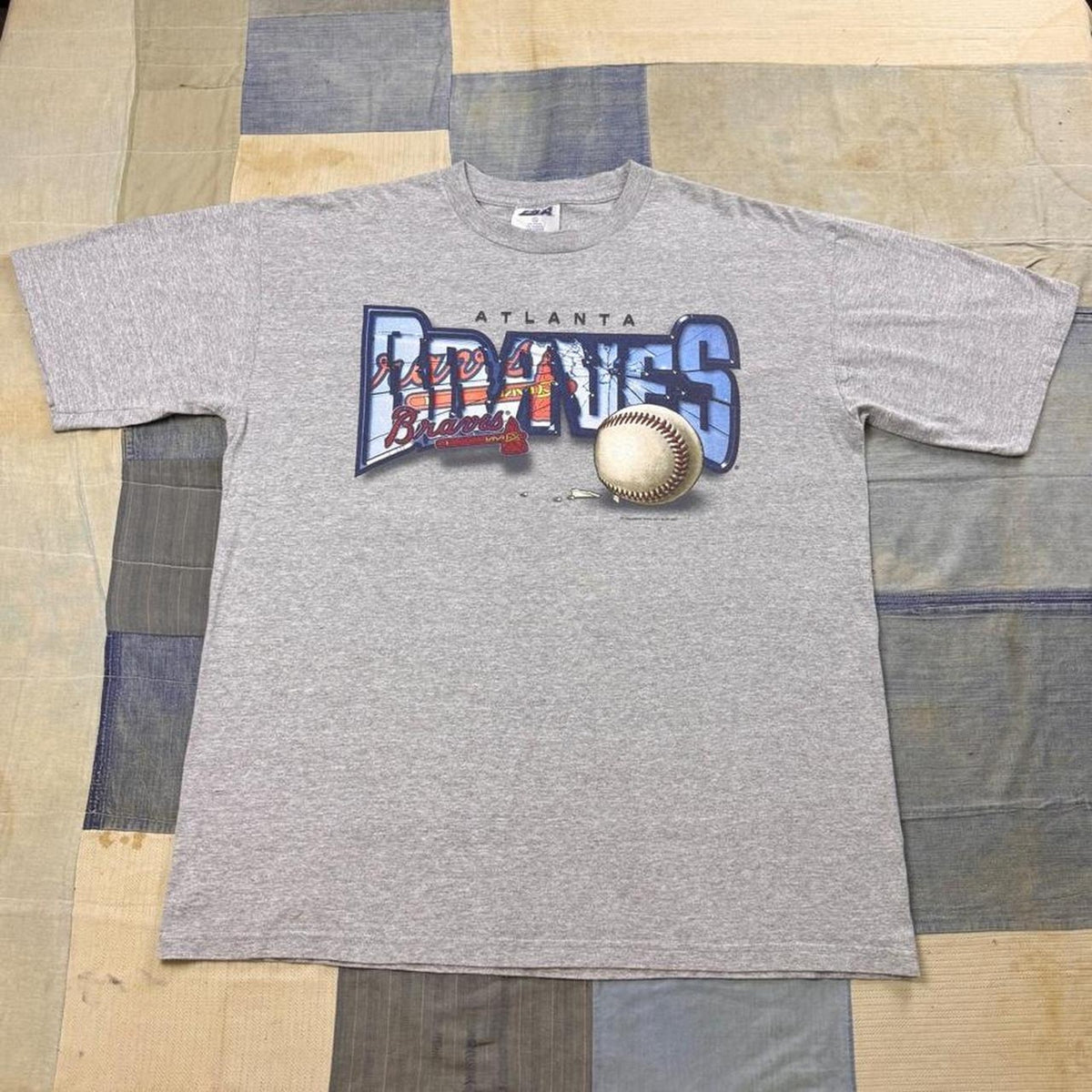 2001 Atlanta Braves Breakthrough Baseball Graphic Tee | XL