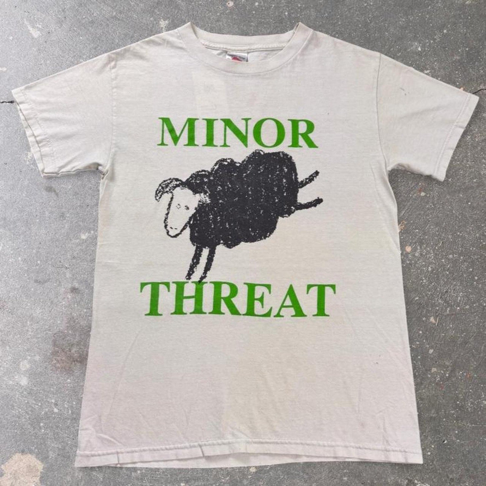 2000s minor threat band tee | small