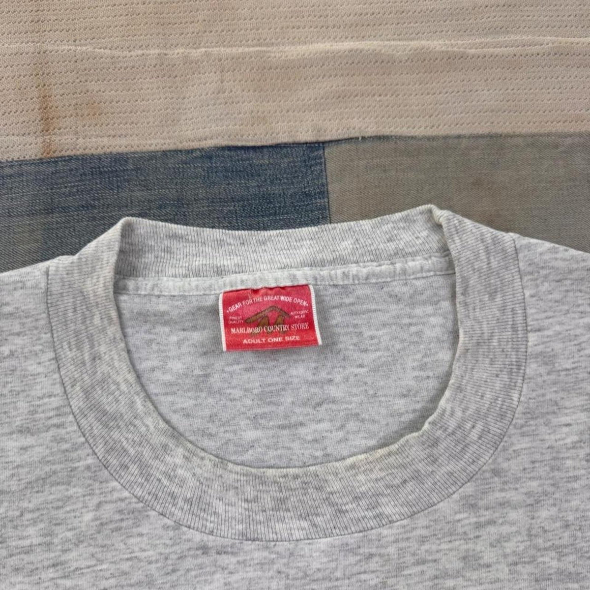 1990s Marlboro Country Store Pocket Tee | XL
