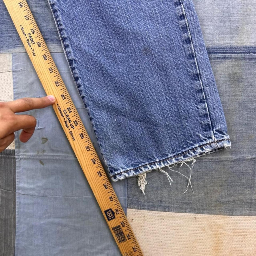 2000s Old Navy Paint Splatter Distressed Jeans | 35x30