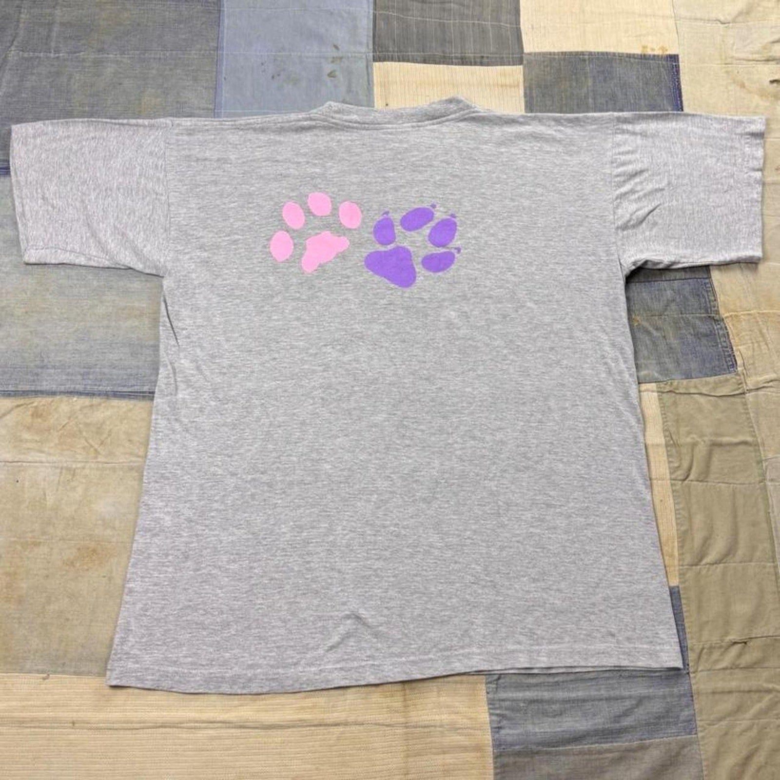 2000s Frontline Dog & Cat Veterinary Promo Graphic Tee | XXL