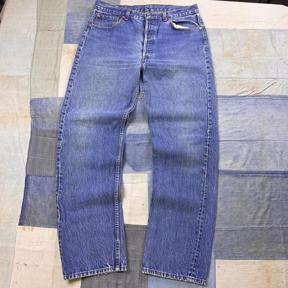 1990s Levi's 550 USA Made Relaxed Fit Jeans | 33x31