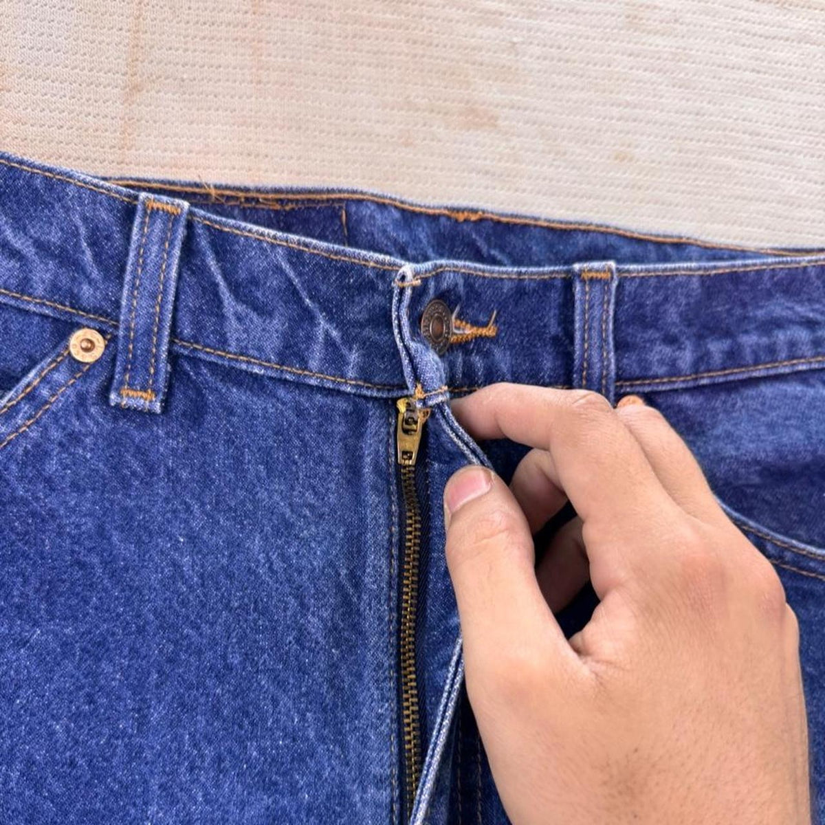 1990s Levi's 505 Orange Tab Dark Wash Jeans | 33 x 29.5