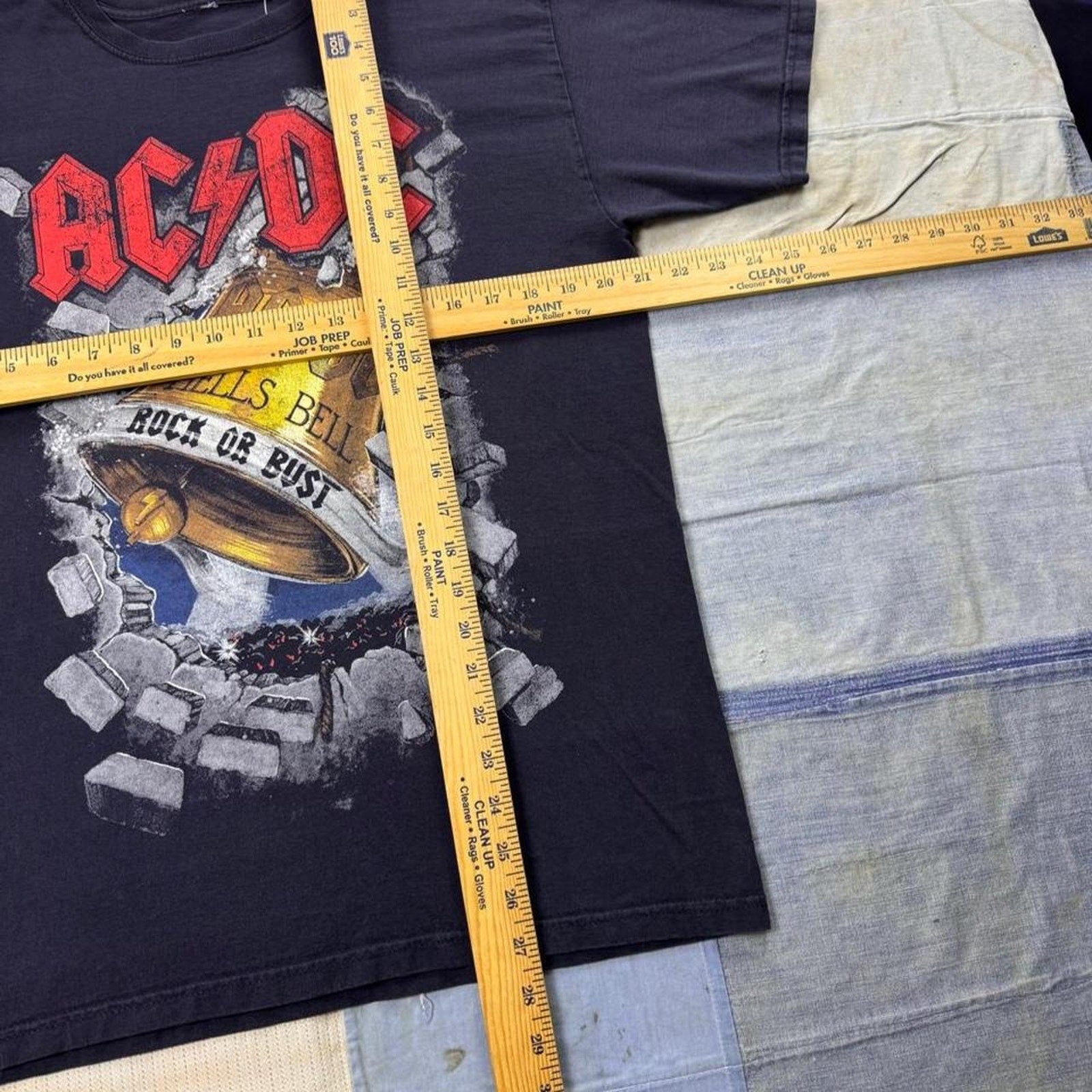 1990s AC/DC Hells Bells Rock or Bust Graphic Tee | Medium