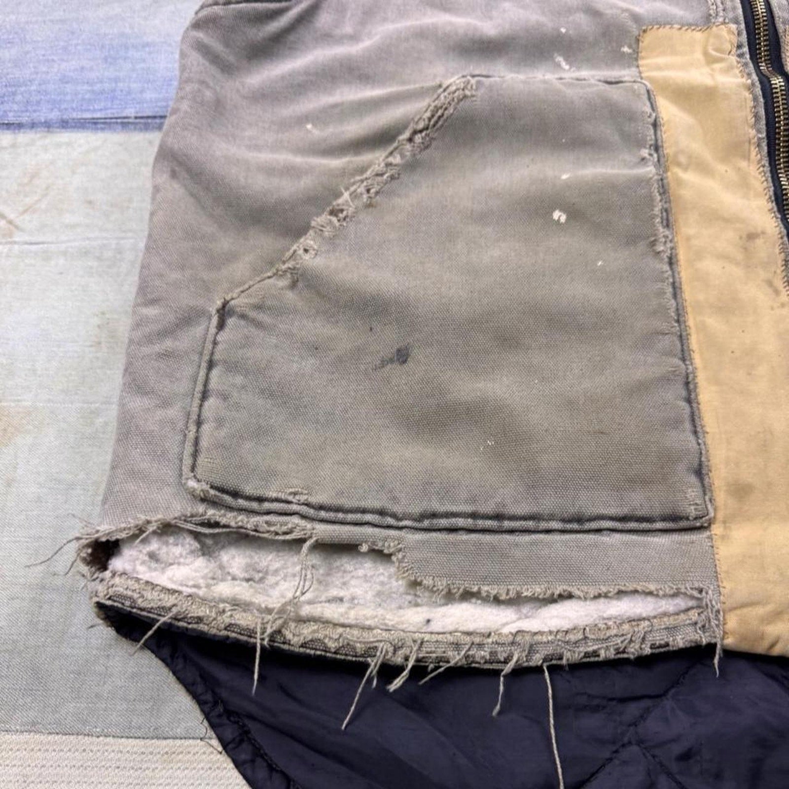 2000s Carhartt Sandstone Duck Work Vest | Large