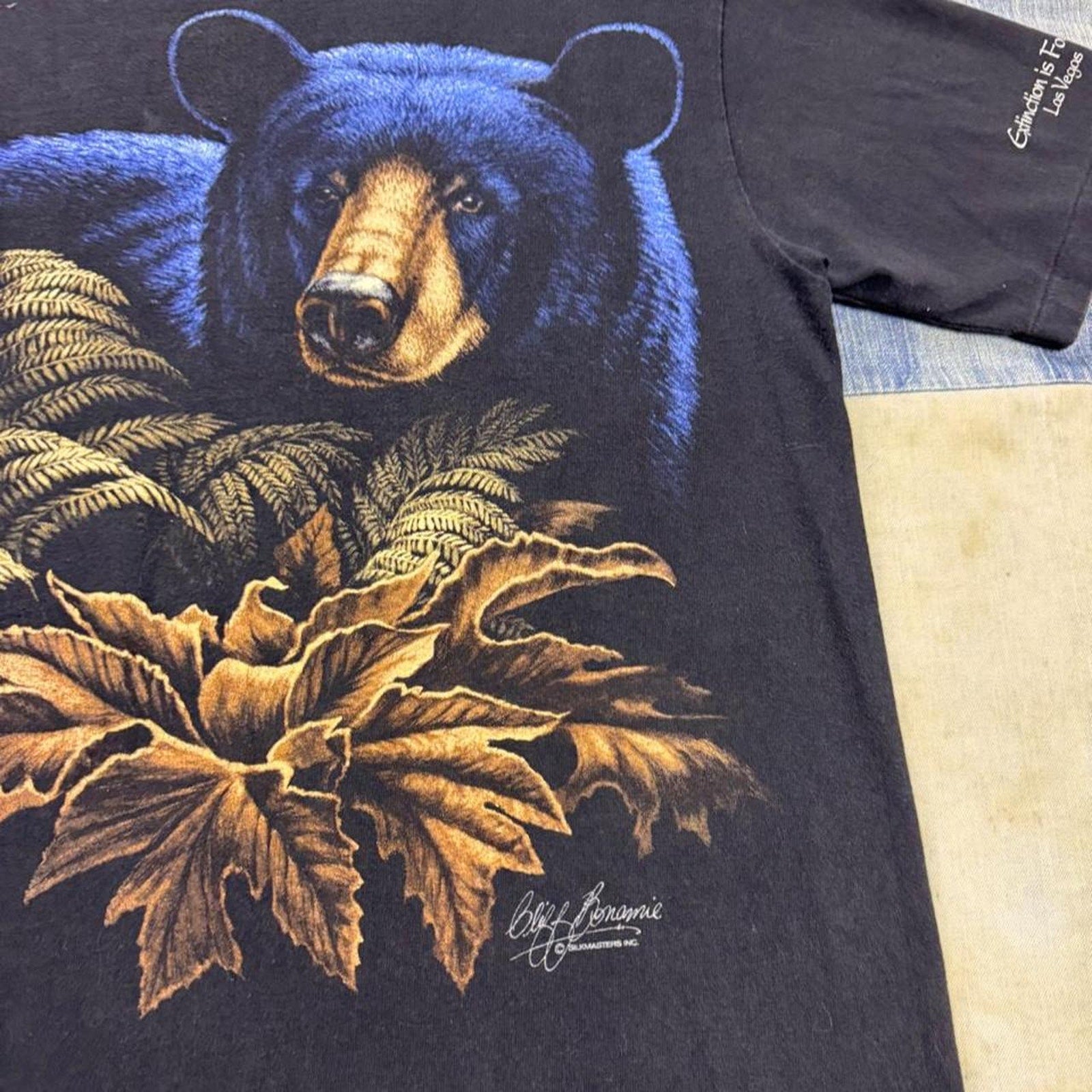1990s Extinction Is Forever Black Bear Wildlife Tee | Medium