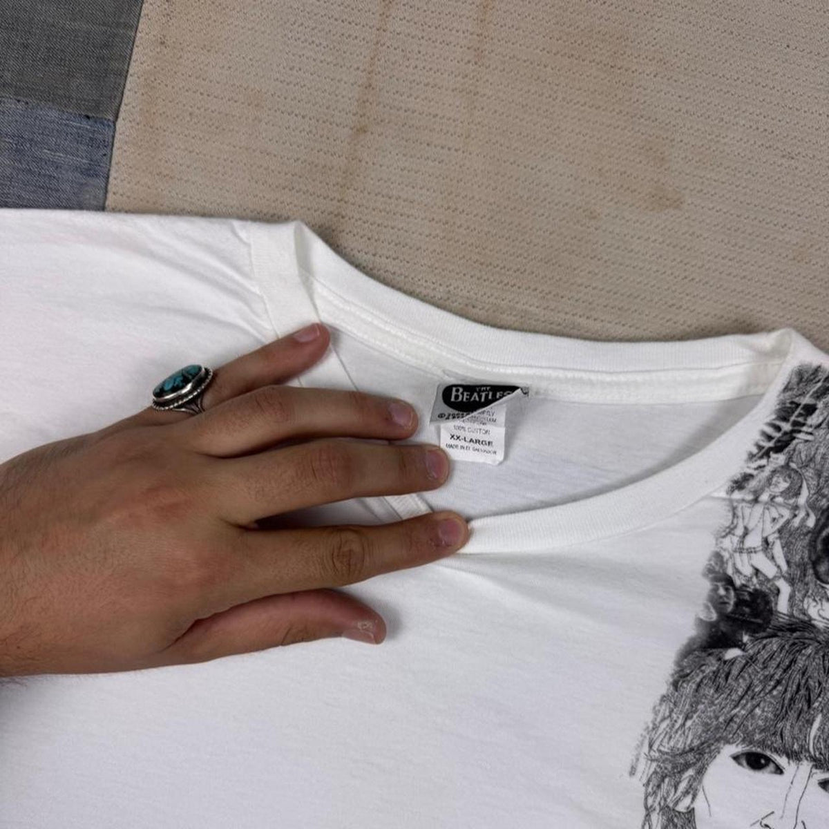 2000s The Beatles Revolver Album Art Tee | 2XL