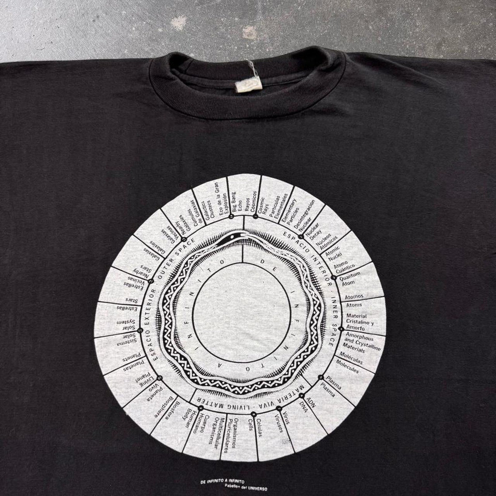 1990s De Infinito A Infinito Universe Science Graphic Tee | XL