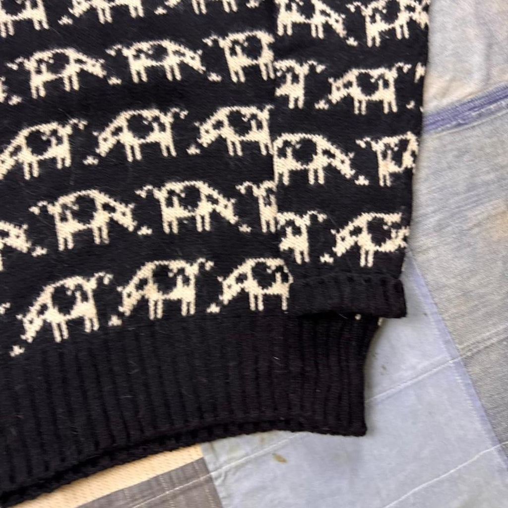 1980s Searights Grazing Cow Allover Knit Sweater | Medium