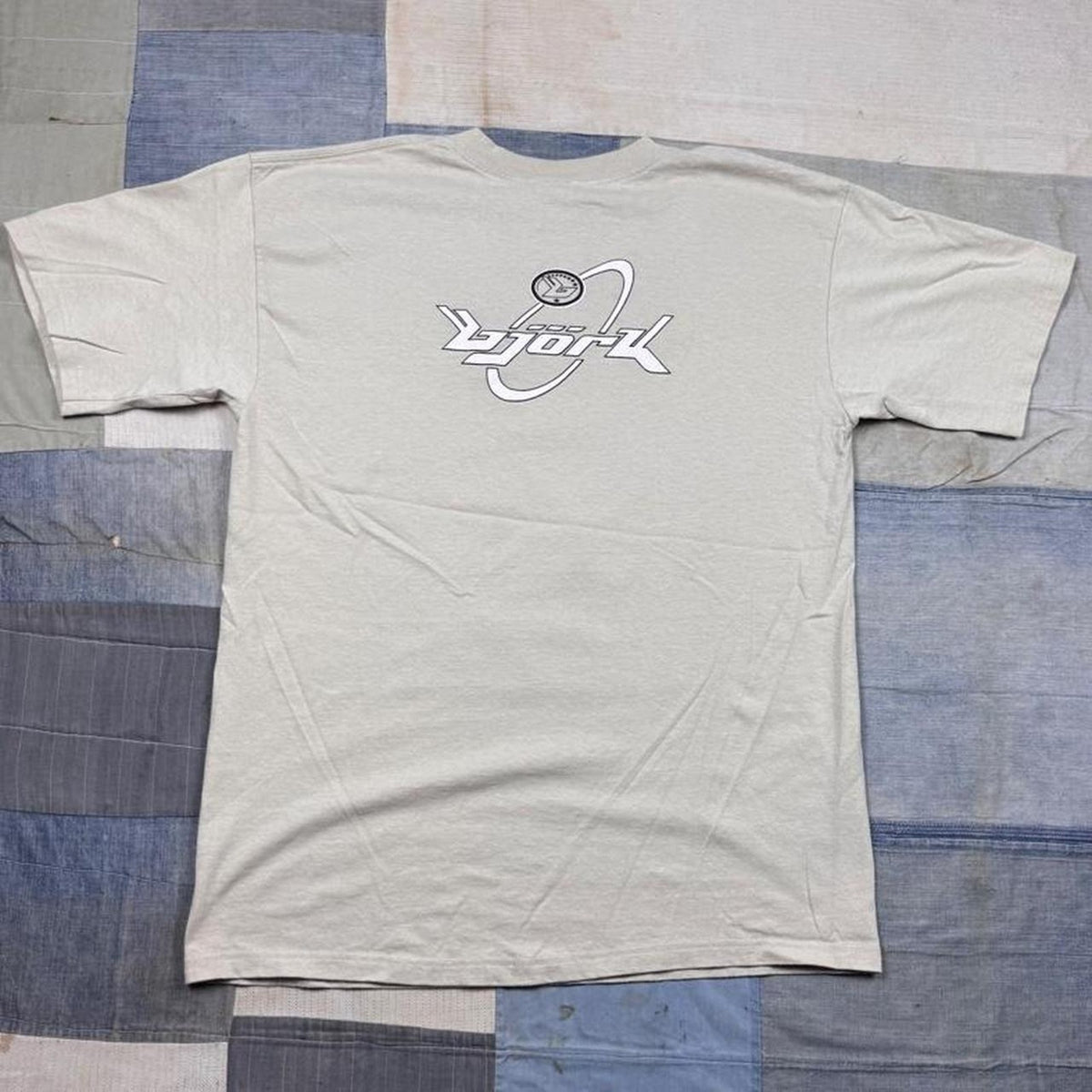 1990s Björk Debut Portrait Tee | L