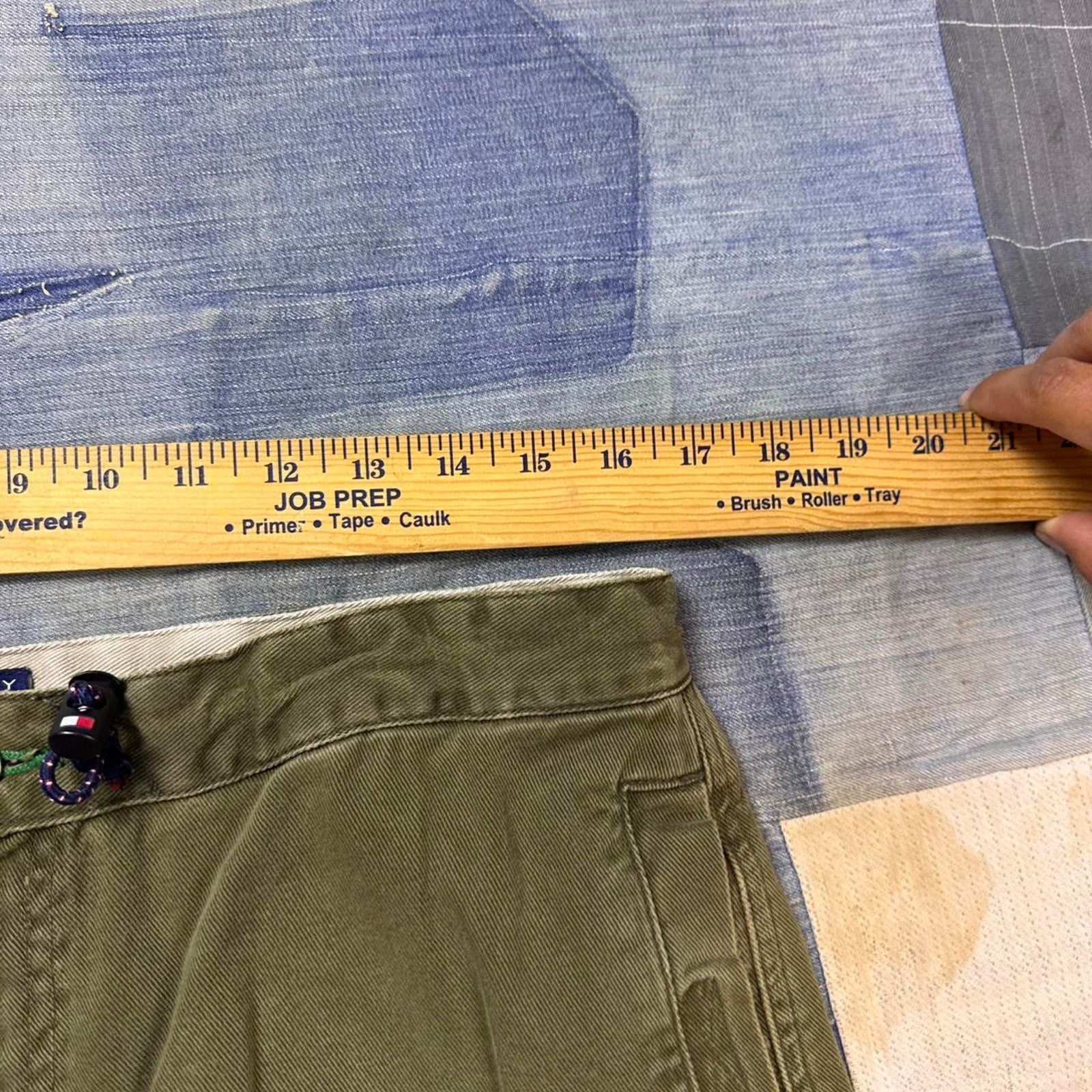 2000s Tommy Jeans olive green cargo pants | 34x30