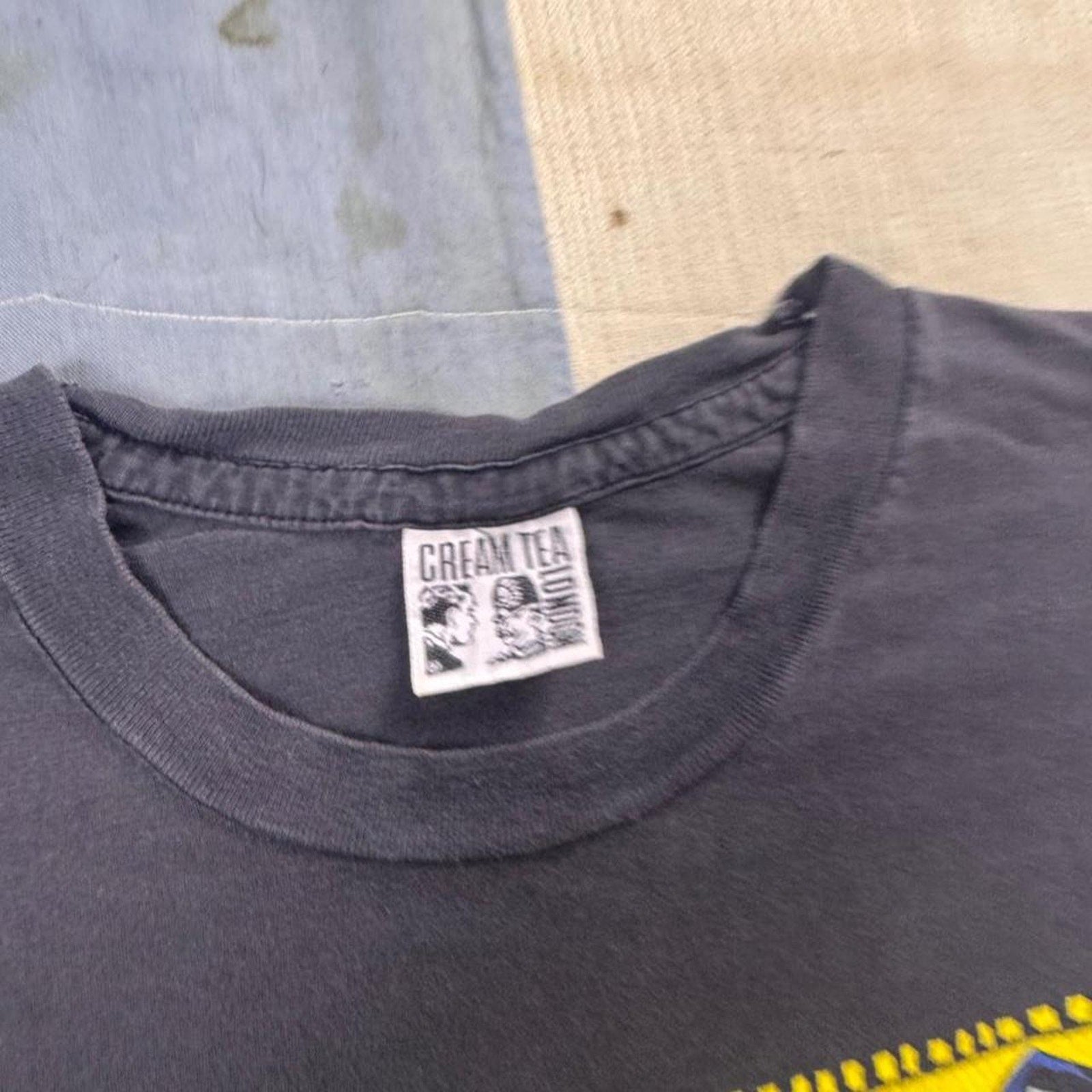 1990s Jane Altschuler Les Pompiers Palestiniens Art Tee | XL
