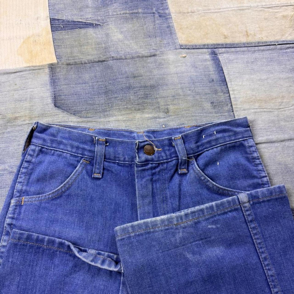1970s Wrangler Spiderweb Embroidered Bell Bottom Jeans | 25x33