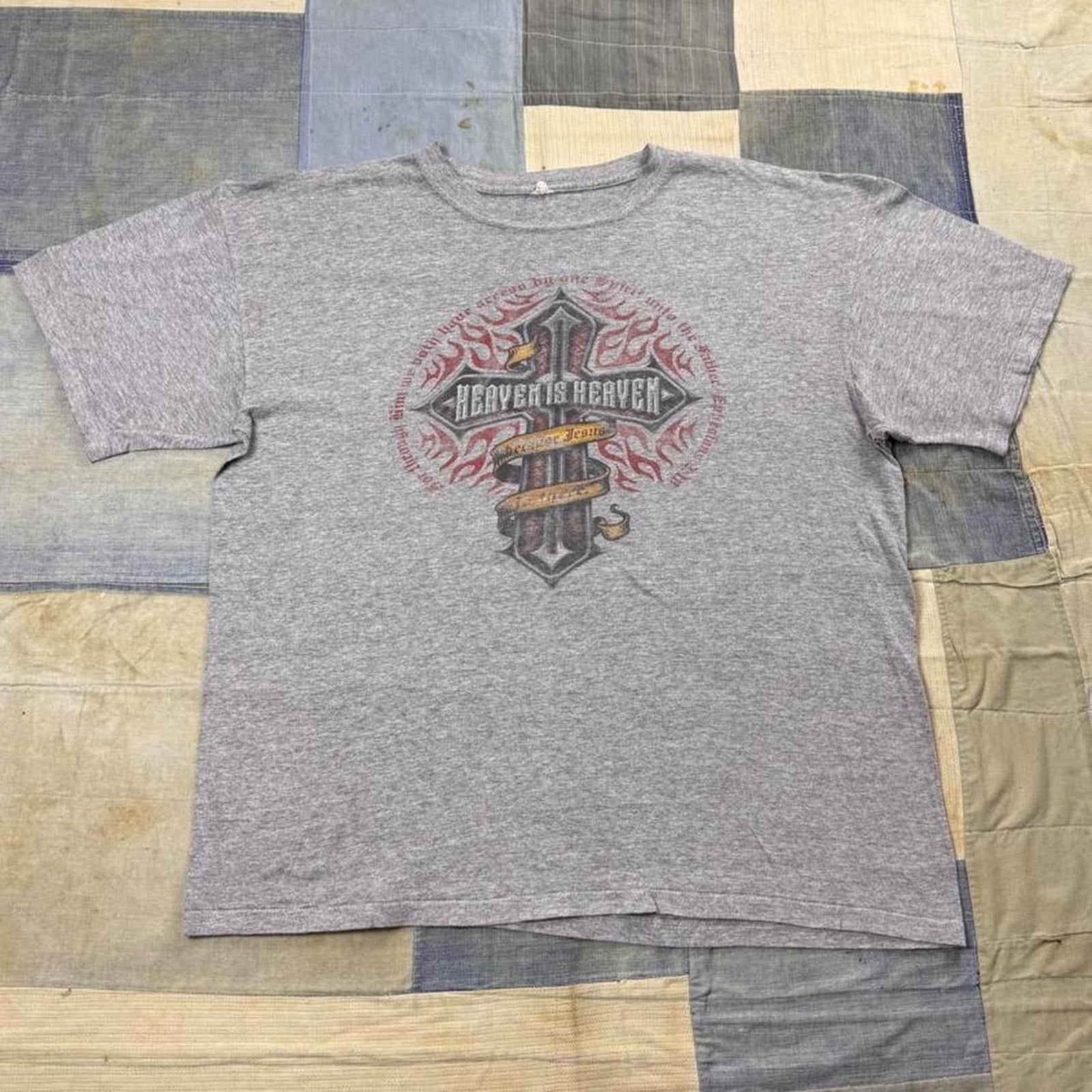 2000s Heaven Is Heaven Christian Cross Graphic Tee | XL