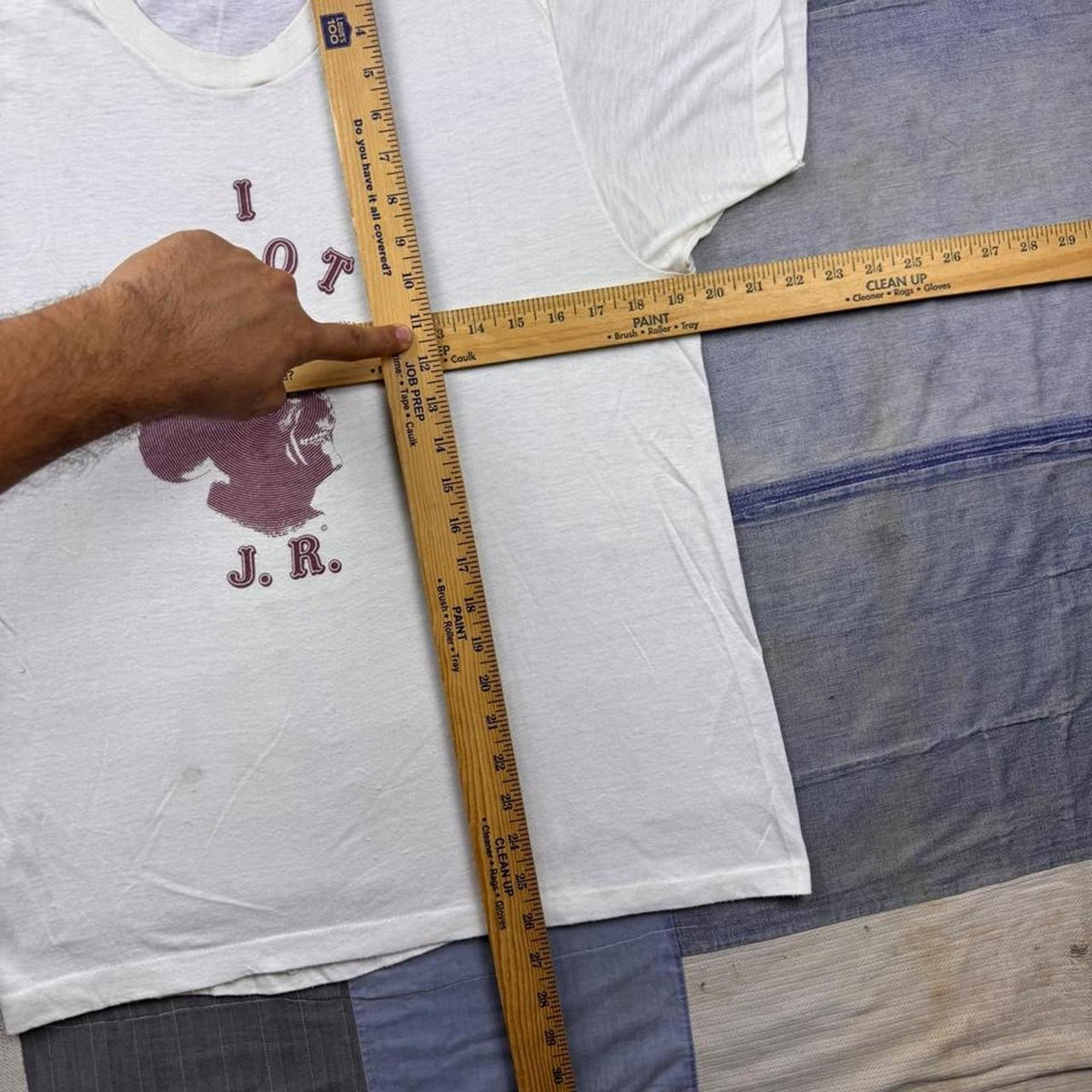 1980 I Shot J.R. Dallas TV Show Graphic Tee | Medium