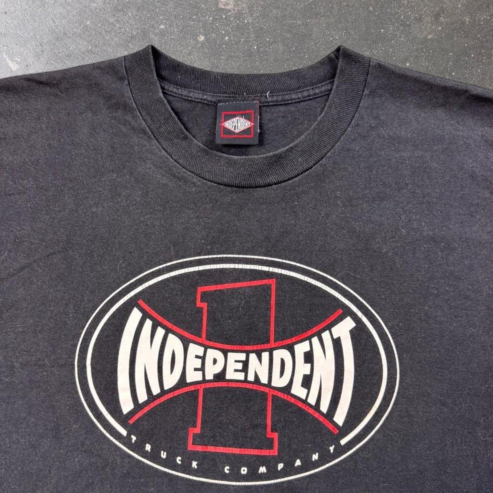 1990s Independent Truck Company Oval Logo Skate Tee | Large