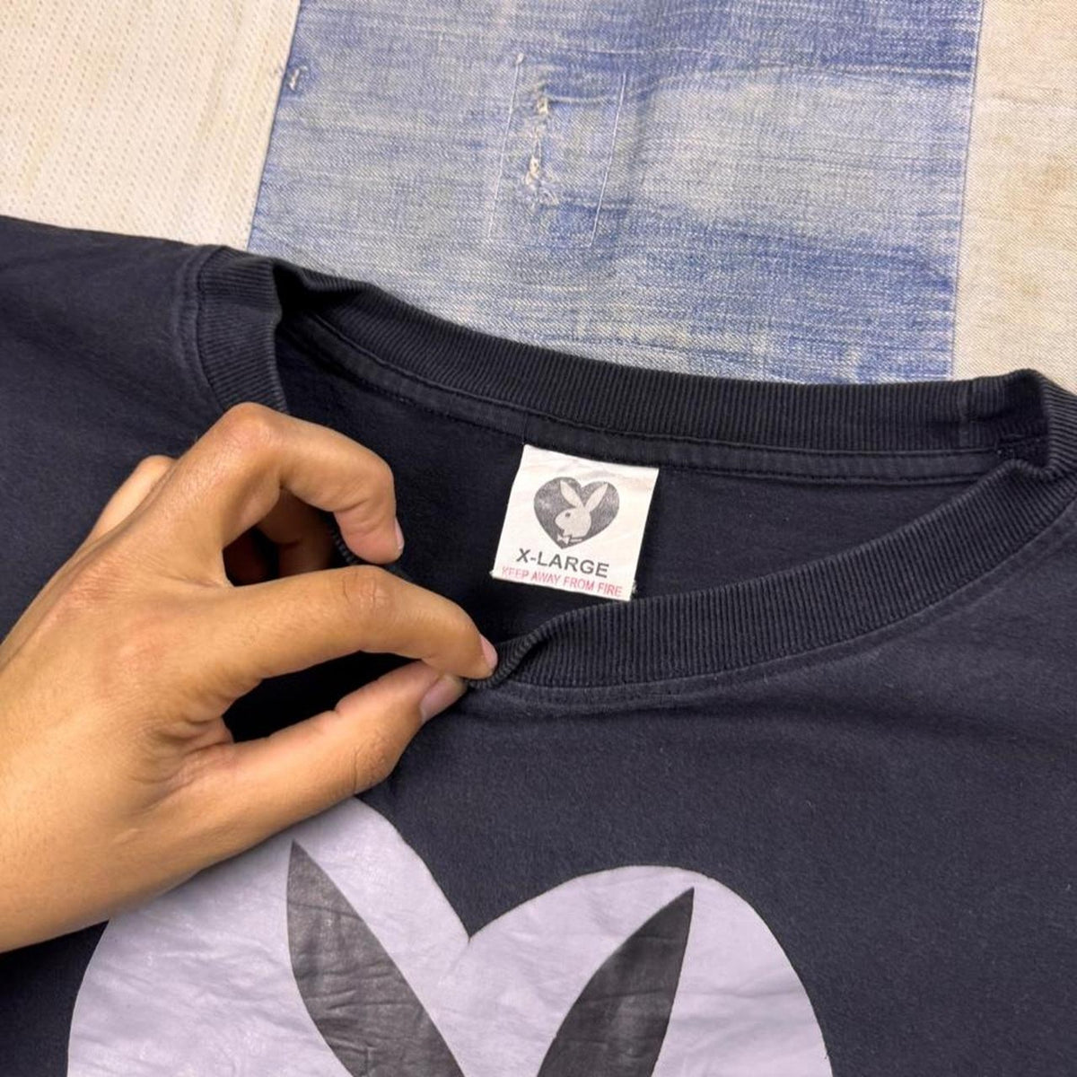 2000s Playboy Heart Bunny Logo Graphic Tee | XL